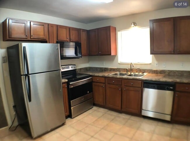 Photo - 1459 Janmar Dr