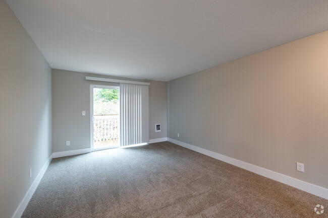 1BR, 1BA - 593SF