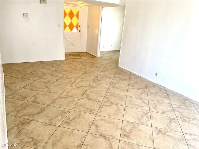 Photo - 2198 Capistrano Ave