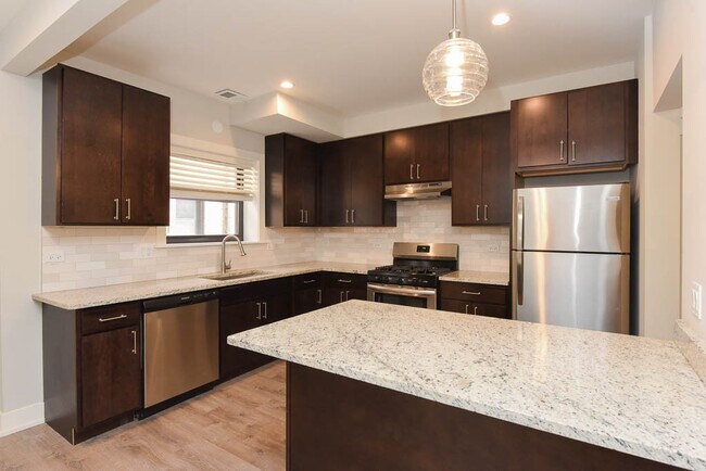 Photo - 1139 Maple Ave Unidad J03P