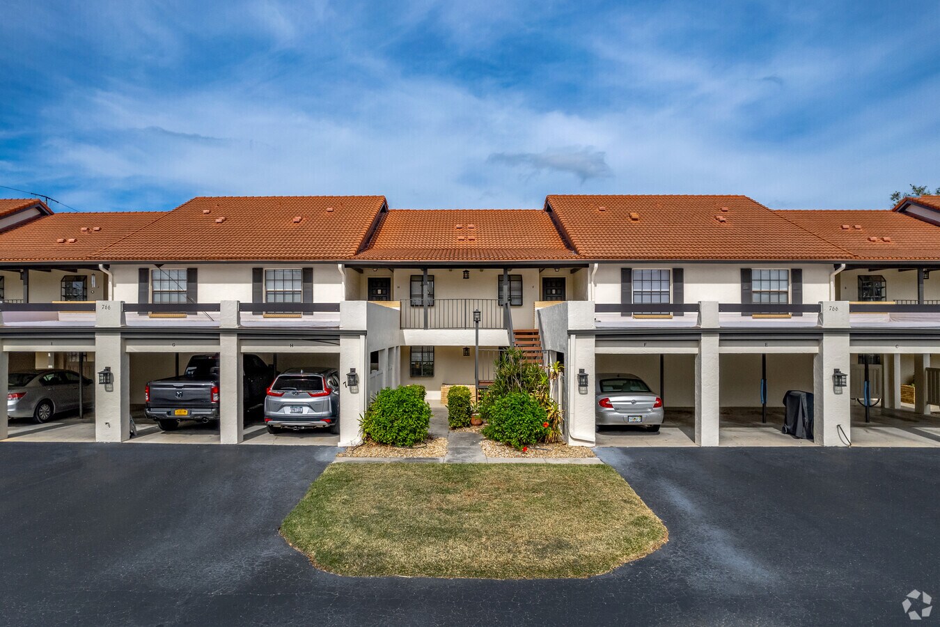 Cocheras - Summer Green