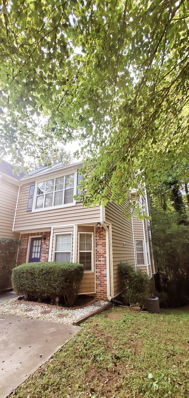 Photo - 5196 Laurel Bridge Ct SE