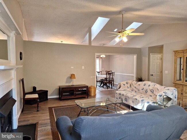 Photo - 12 Albano Ct