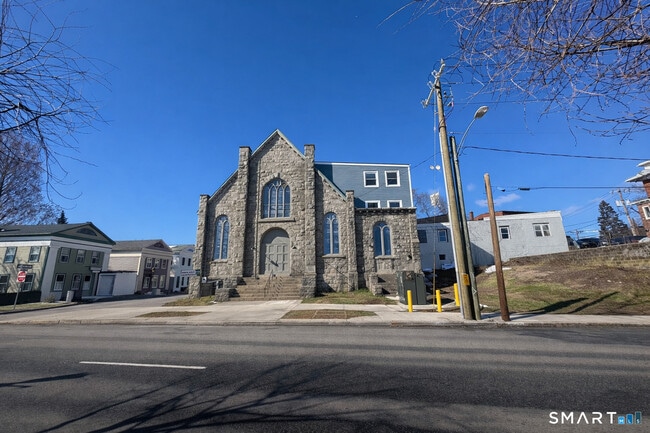 Photo - 157 Green St Unit 1D