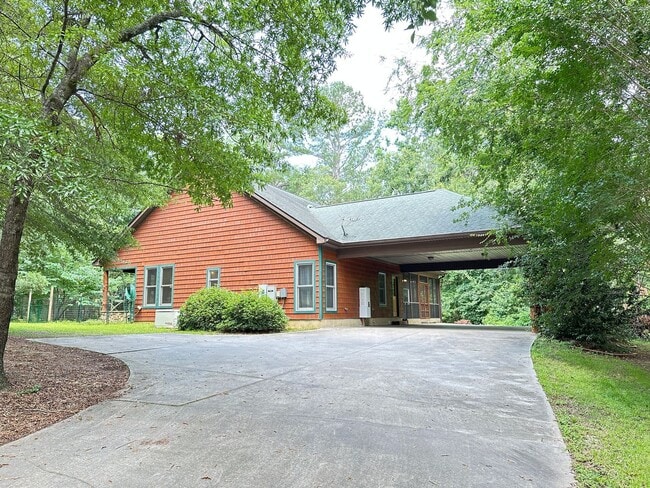 Photo - 1626 Swint Rd