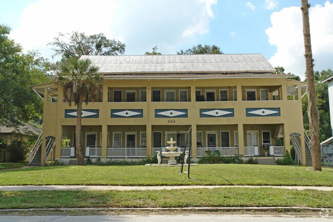 East Graves Avenue Apartments - East Graves Avenue Apartments