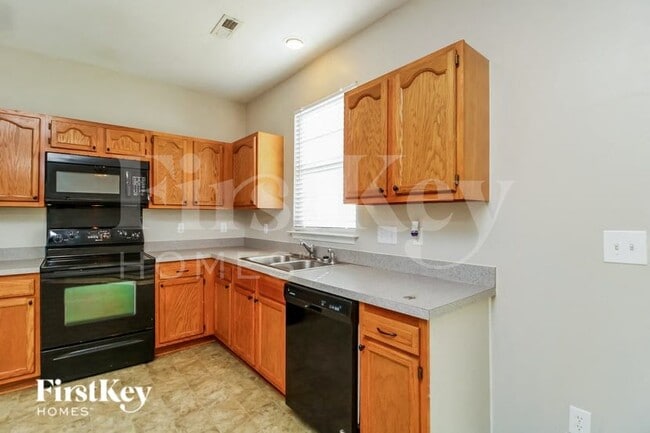 Photo - 225 Brycewood Dr