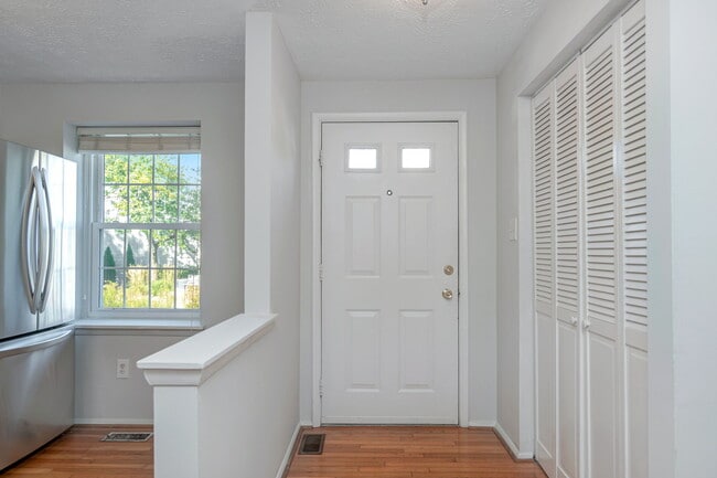 Photo - 1638 10th St S