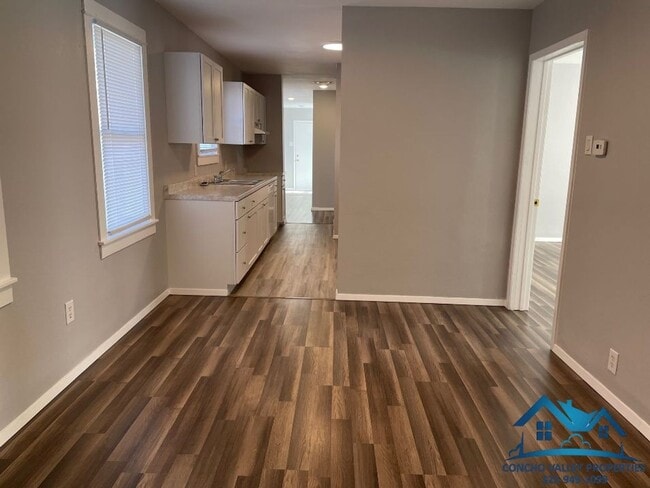 Photo - 408 S Harrison St