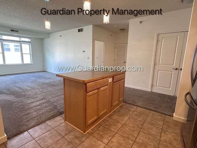 Photo - South East Minneapolis Condo, Garage, Dishwasher, 2nd Floor Unit 204