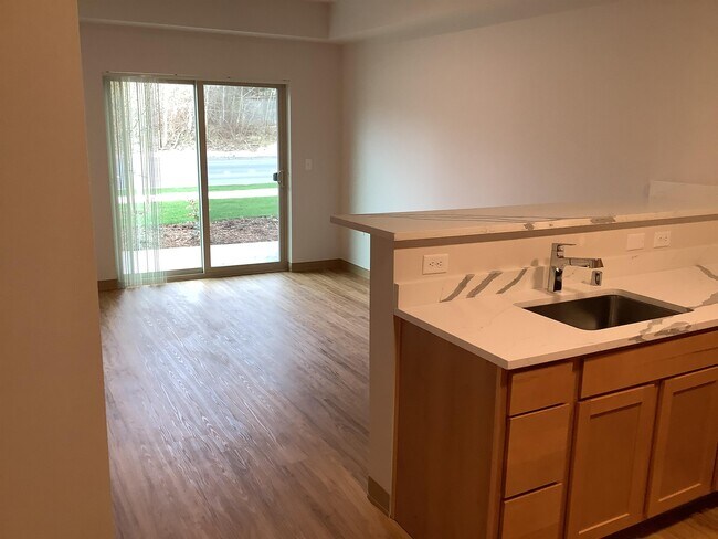 Photo - 1300 Telegraph Rd Unit A107