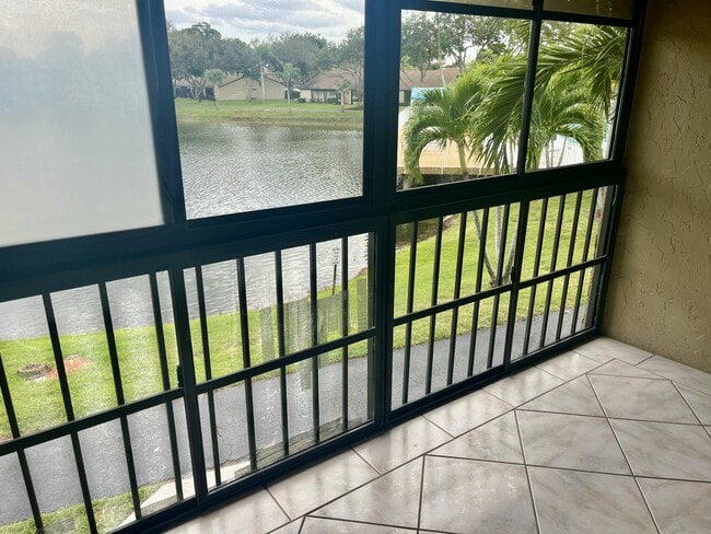 Photo - 536 Shady Pine Way Unit C2