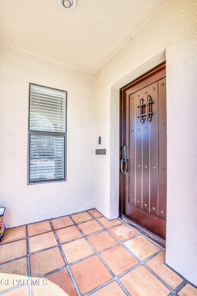 Photo - 1011 Madeline Dr