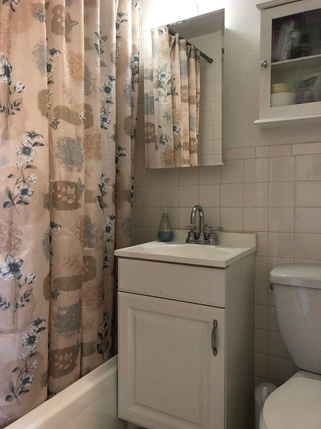 Photo - 411 Adams St Unit 7