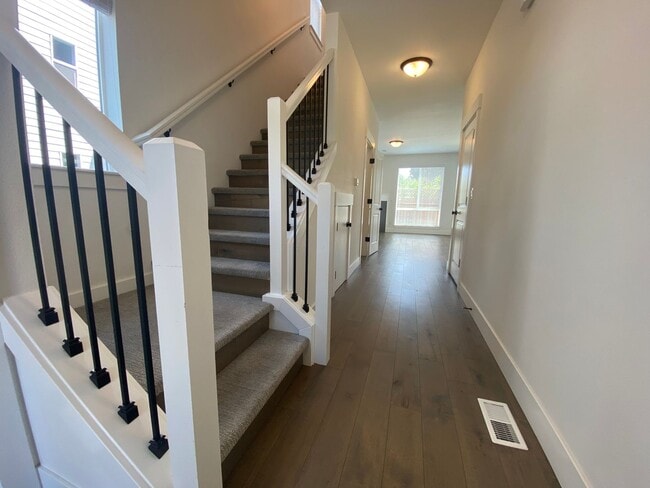 Photo - 6622 SE 57th Ave