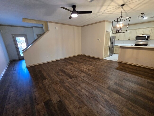Photo - College Station -3 bedroom/ 2.5 bath - 2 s...