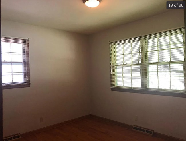 Photo - Charming Home in a Prime Central Springfield Location