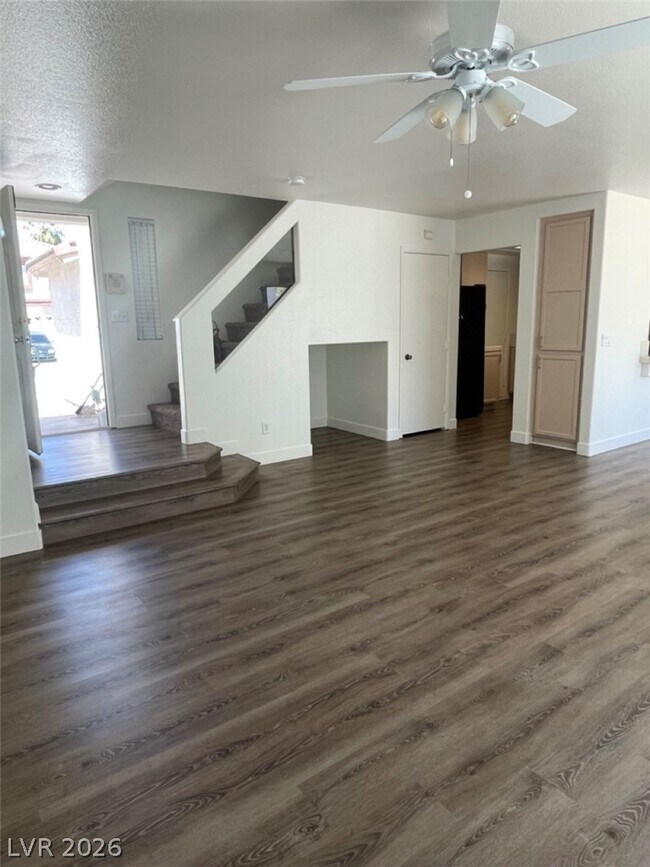 Photo - 10232 Grecian Laurel Ct
