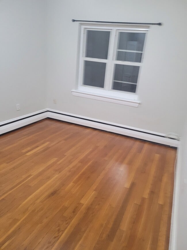 Photo - 144 Hemenway St