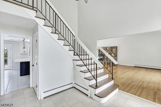 Photo - 136 Carlough Rd