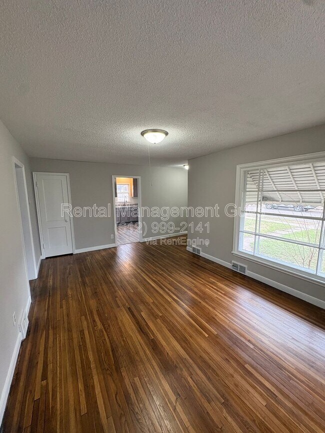 Building Photo - 4534 Zane Ave N