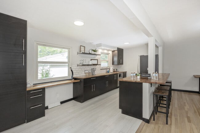 Photo - 1178 Mohegan Trl Unit ID1061093P