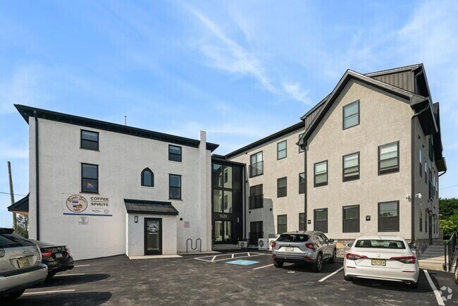 Building Photo - 7620 Ridge Ave Rental
