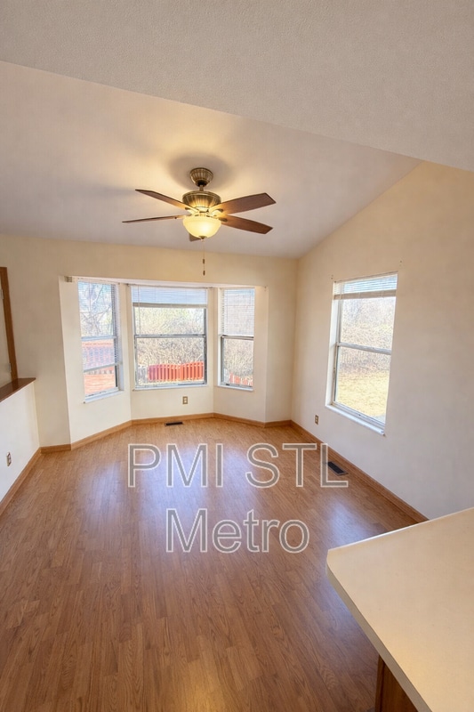 Photo - 3865 Kentucky Derby Dr