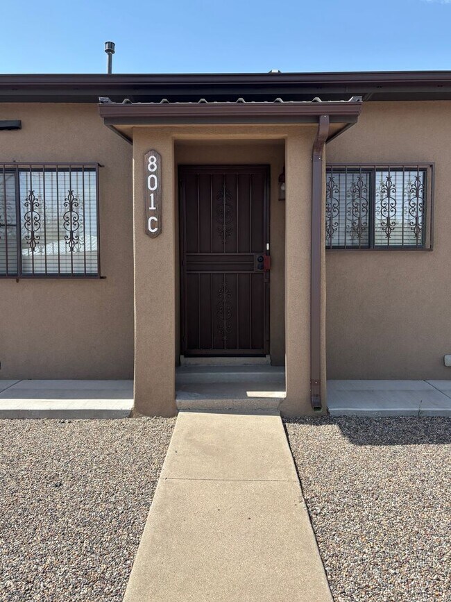 NEWLY REMODELED 1 BED 1 BATH - NEWLY REMODELED 1 BED 1 BATH Condo