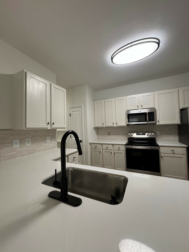 SYNC at Nobu Station - SYNC at Nobu Station Apartments