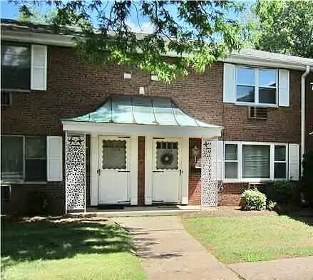Building Photo - 111 Shadow Ln Unit 111B Rental