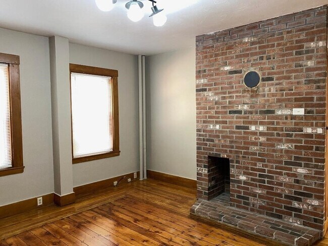 Photo - 16 Ruggles St Unit 1