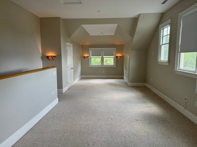 Photo - *NEW TO MARKET* - Marblehead Highlands Townhouse