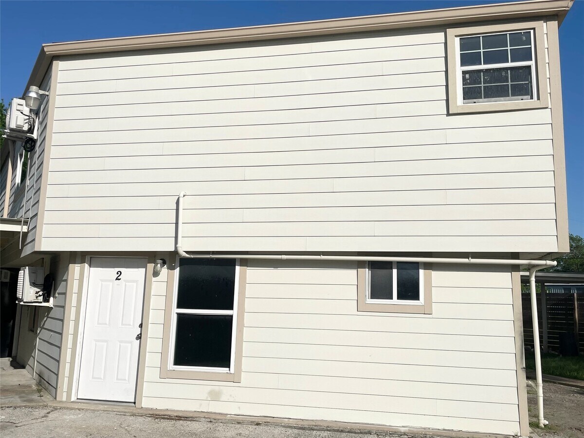 Photo - 7515 Bayway Dr Unit 2