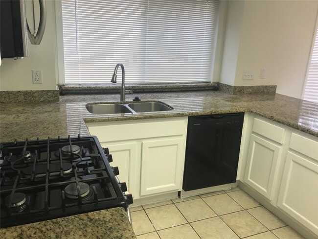 Photo - 3310 Stillmeadow Dr