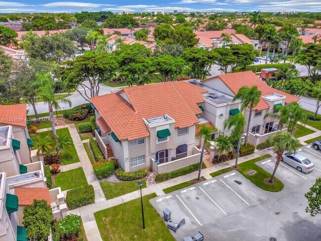 Photo - 6650 Via Regina