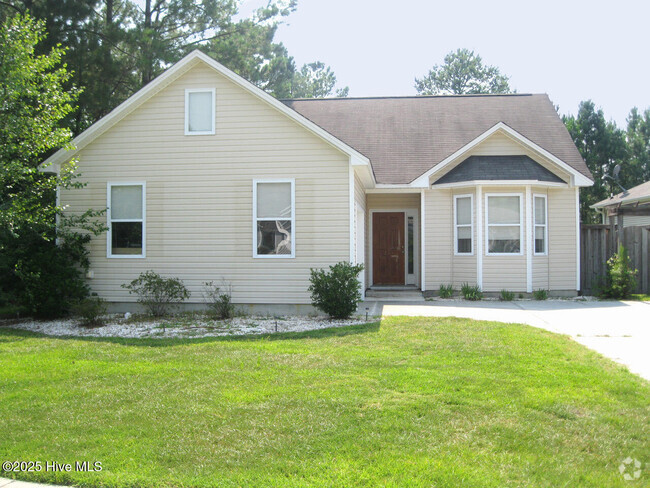 Building Photo - 235 Sand Pebble Dr Rental