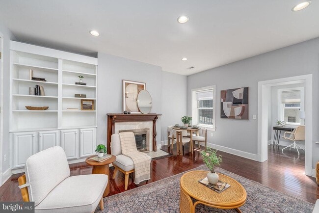 Photo - 15 W Biddle St Unidad 15C