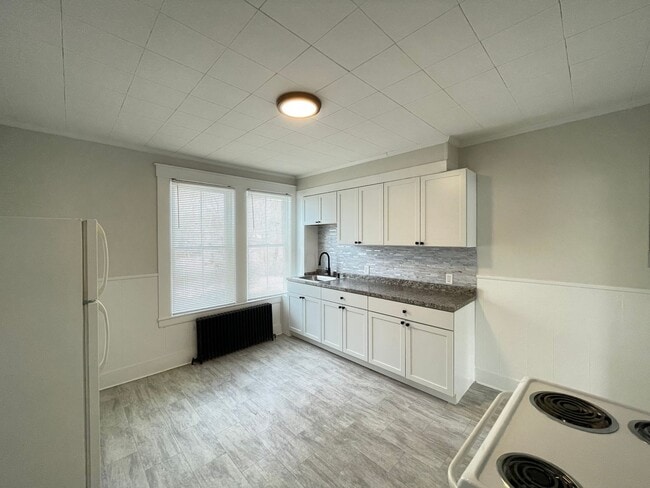 Photo - 73 6th St Unit B