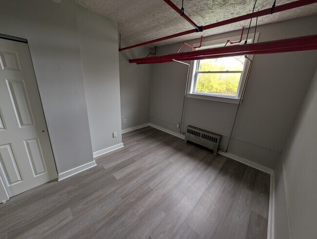 Photo - Beautiful Historic Building Unit 0109