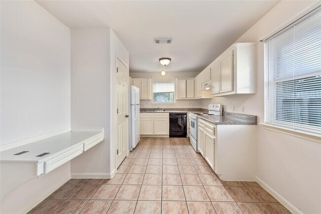 Photo - 12133 Stone E Dr