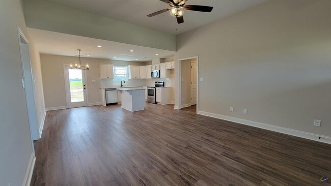 Photo - 808 Daisy Dr