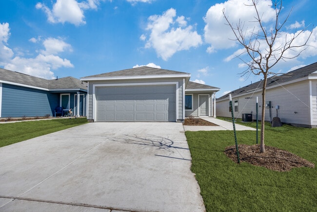 Building Photo - 3925 Pontchartrain Pkwy