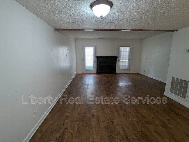Photo - 727 S Main St Unit Apt 101