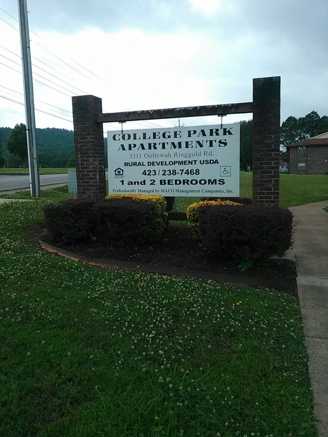 College Park Apartments - College Park Apartments
