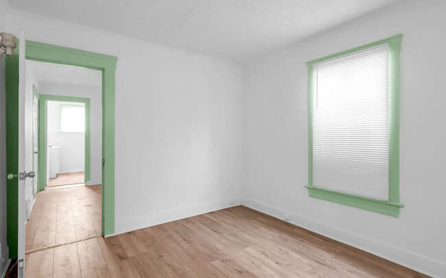 Building Photo - 509 E 143rd St Unit A Rental