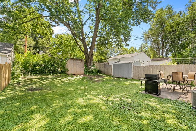 Photo - 2809 Brunswick Ave S