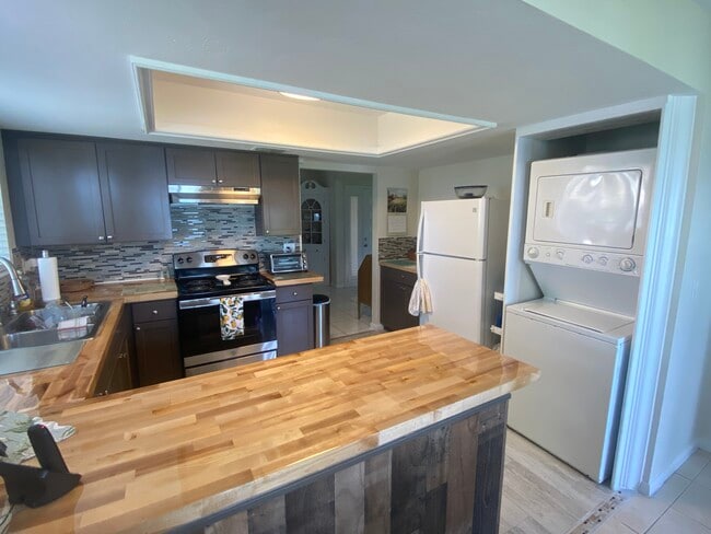 Photo - 130 Blue Heron Dr