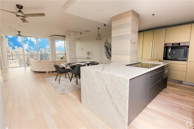 Building Photo - 1280 W Peachtree St NW Unit 4003 Rental