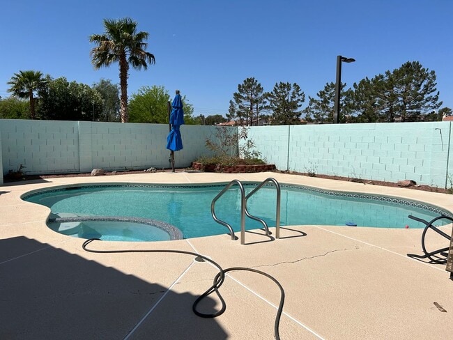 Photo - Green Valley home with pool